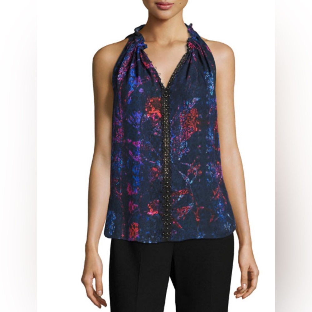 ELiE TAHARi-BESSiE SLEEVELESS FLORAL-PRiNT BLOUSE - ViOLET
